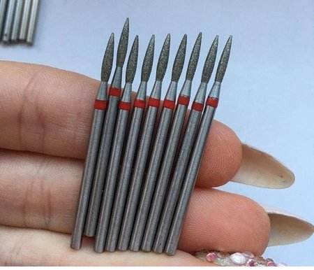 ראשב להבה דק אדום